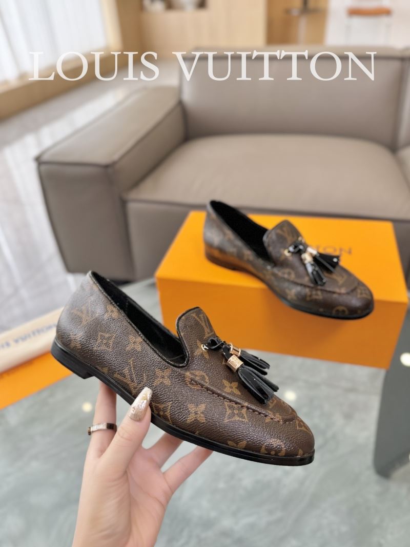 Louis Vuitton Low Shoes